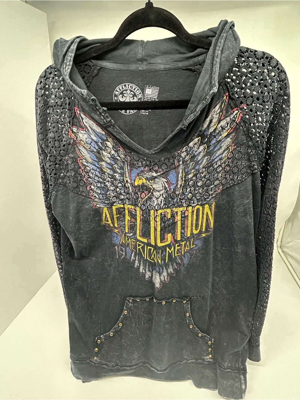 Affliction Women’s American Metal V-neck Hoodie Long Sleeve Lace Sleeve XL